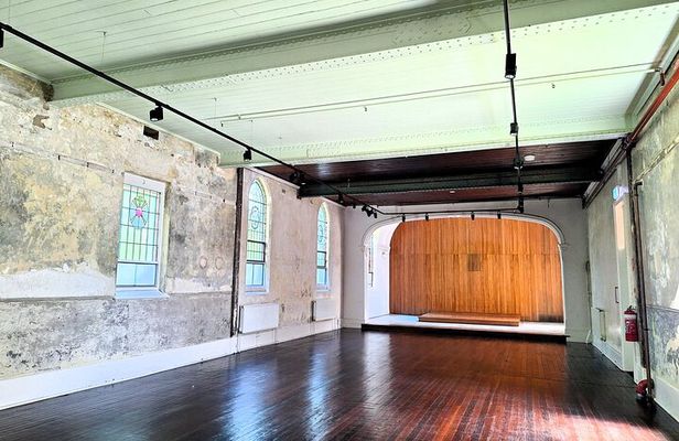 Melbourne Tour: Walk the Yarra & Heritage Convent Experience