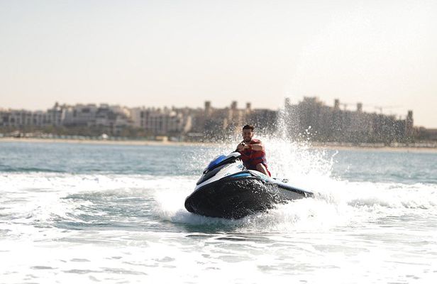 Jetski 60 minutes: Burj Al Arab and Atlantis:Free pics and videos