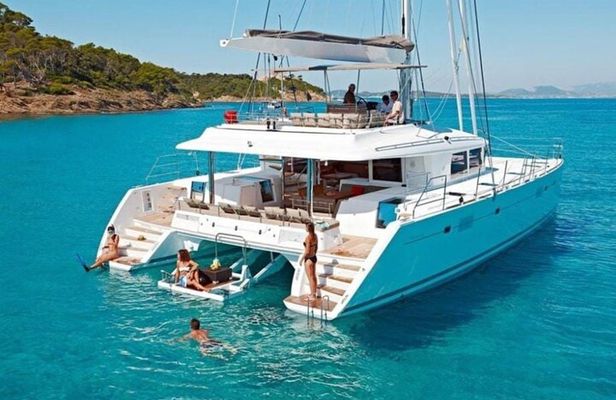 Paros Private Catamaran Cruise to South Paros and Antiparos