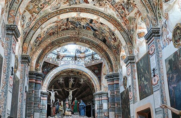 Trip from San Miguel to the Sacred Frescoes of Atotonilco