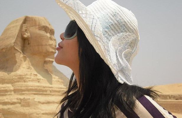 Day Tour to Giza Pyramids, Museum from Port Said with Camel Ride