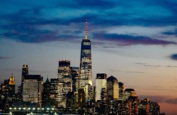 Sunset Cruise NYC - City Lights & Skyline Views