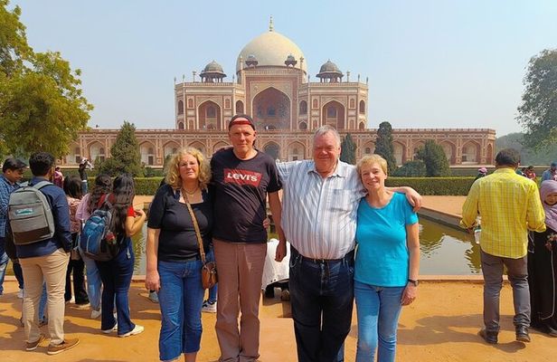Full Day Old & New Delhi Private City Tour