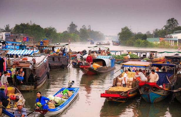 8 Day Tour in Vietnam from Ho Chi Minh to Hanoi