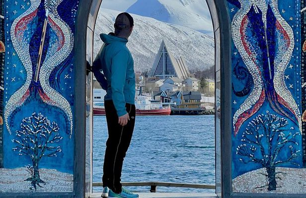 Tromso City Running Tour and Local Sightseeing