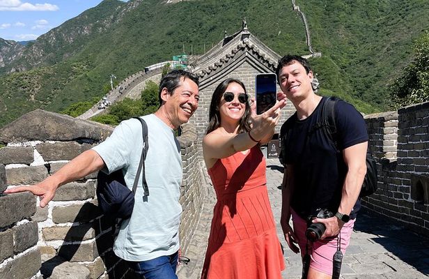  Happy Private tour.The Great Wall and Forbidden city of Beijing.