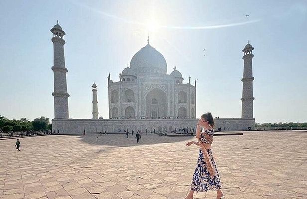 All Including Same Day Taj Mahal Agra Fort & Baby Taj From Jaipur