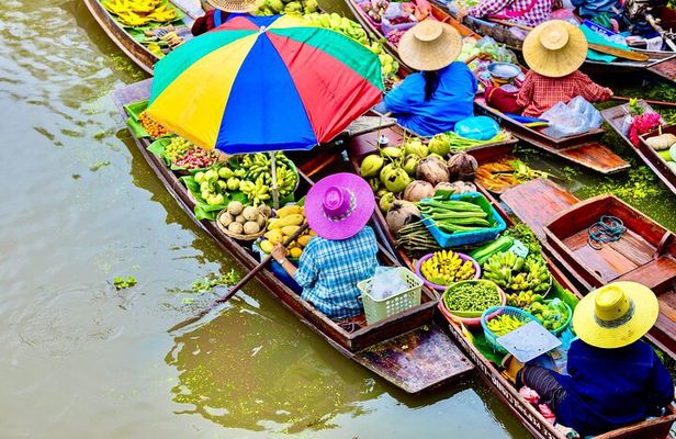 Bangkok: Private Train, Floating Market with Train/Boat Ride