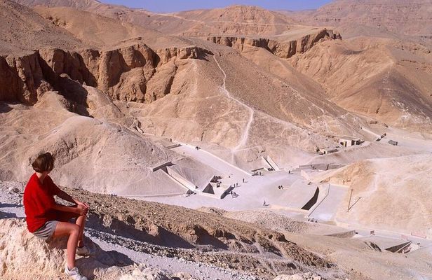 Overday Luxor from Hurghada Valley of the Kings karnak Temple