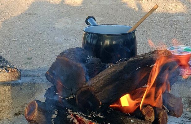 7 Days Around the Campfire