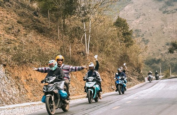 Epic Mountain Journey by Motorbike: Ha Giang Loop 3D2N