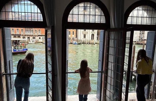 Venice: City Highlights with Spritz and Cicchetti