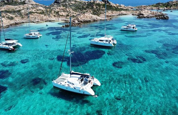 Catamaran tour Magdalene Archipelago from Cannigione from 12 mt..