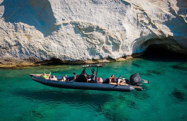 Full-Day Private Boat Cruise Tour Sifnos by Sea