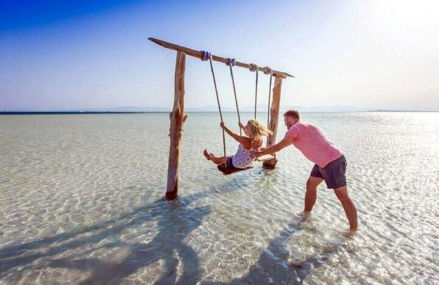Orange Bay Island Boat Trip and Parasailing with Lunch - Hurghada