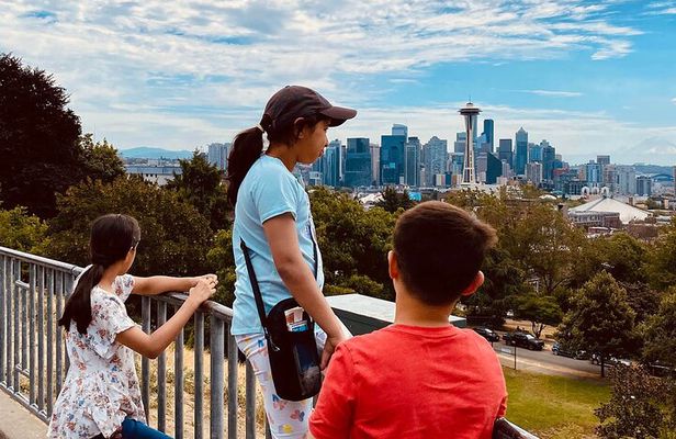 Private Seattle History and Landmarks Tour