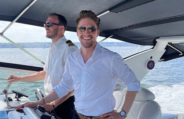 Vancouver 2 Hour Yacht Cruise for Adults only