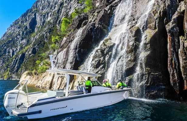 Stavanger 2 Hour Guided Lysefjord Safari on Speedboat