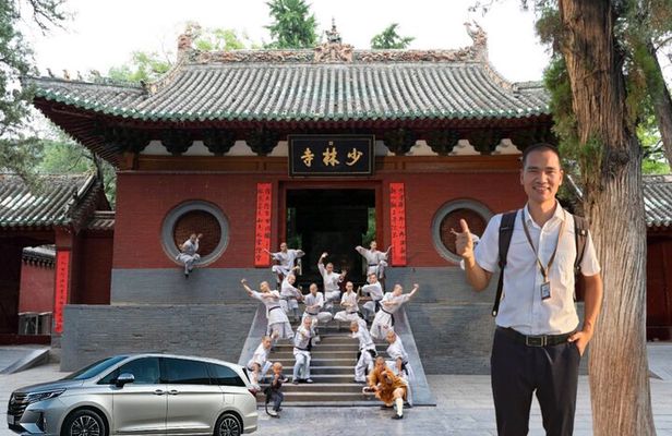 Zhengzhou private day tour to Shaolin Temple with Kungfu show