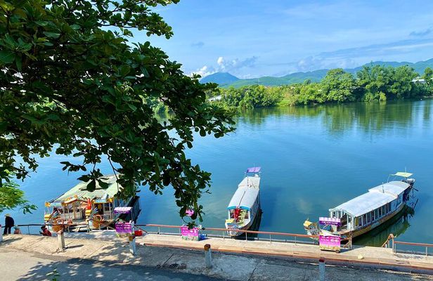 Hue: Royal Tombs, Pagoda, Perfume River by Dragon Boat & Car