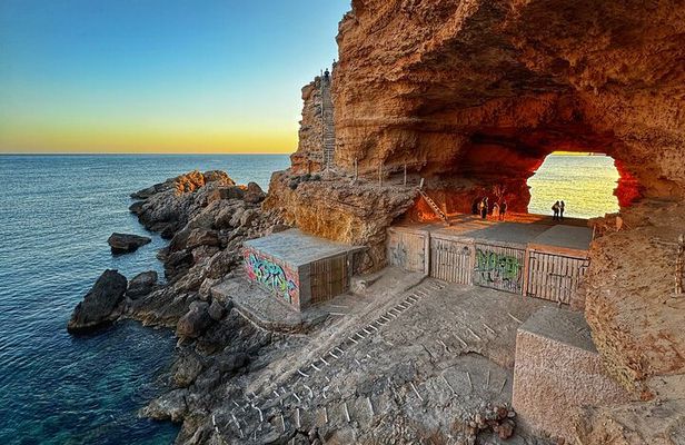 Ibiza en 4x4: Es Vedra, calas y puesta de sol