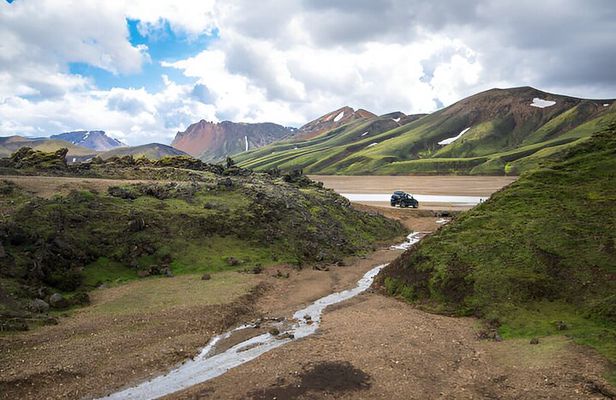 Private Landmannalaugar Super Jeep 4x4 Tour from Reykjavik