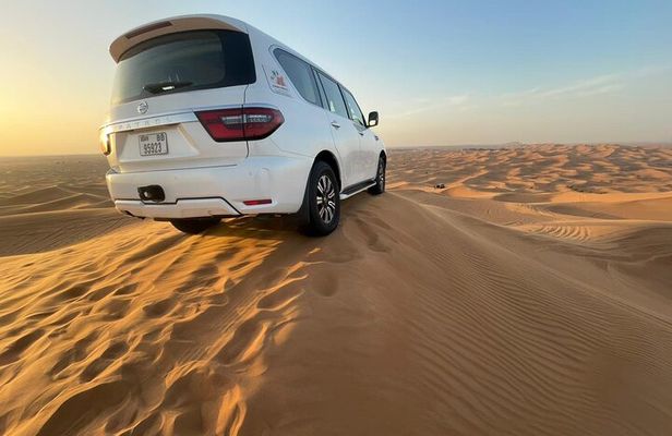 Vip Red dunes Sunset View Dubai desert Safari BBQ Dinner Shows 