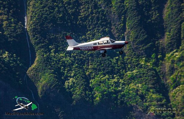 Maui-PRIVATE-Air Tour: SKY-ROAD to HANA: Lava Flows, Waterfalls!