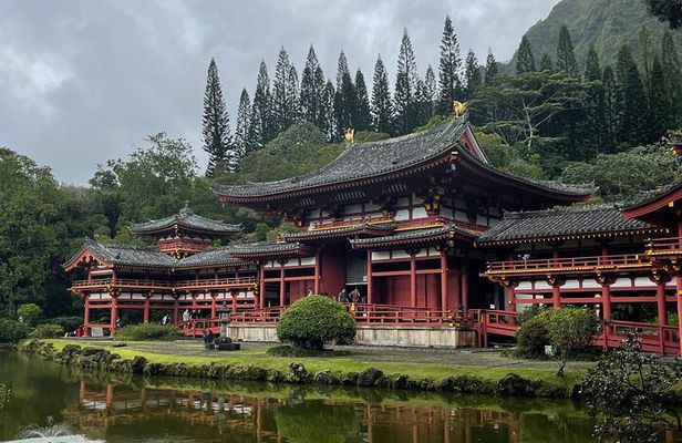 Private East Oahu Highlights Tour Byodo In Temple & Pali Lookout