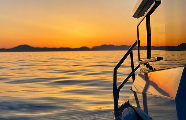 2 Hour Sitka Private Charter Sunset Cruise