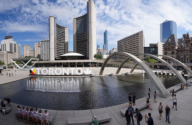 1 Day City Sightseeing Tour at Toronto City