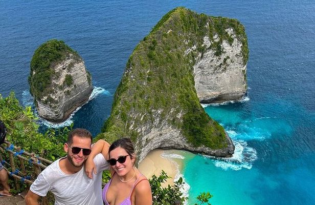 Nusa Penida Special Trip Snorkeling with Manta Rays and Land Tour