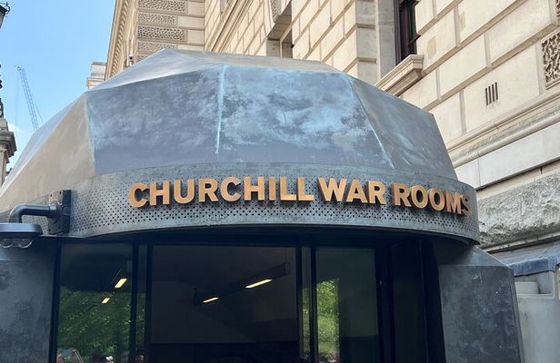London: Afternoon at Churchill's War Rooms - Private Guided Tour