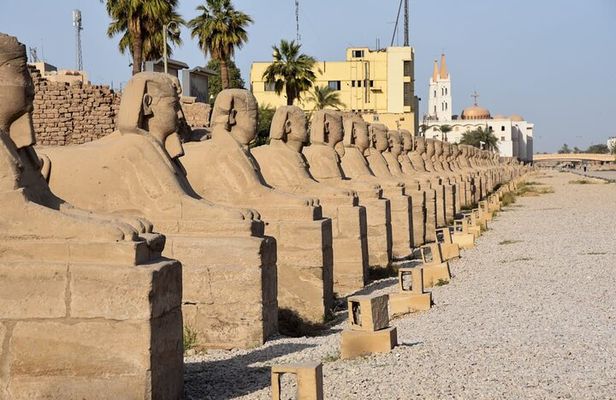 Hurghada Luxor Valley of the Kings and Tutankhamun Tomb Trip