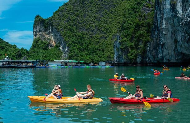 Premium Halong Bay Day Trip by 5-Star Cruise from Harbor