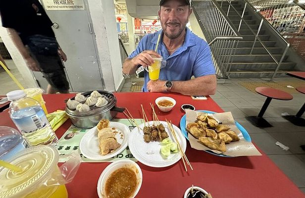 Tasting Trails: Chinatown, Little India & Kampong Glam, Haji Lane