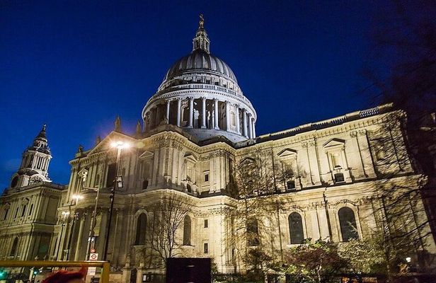 London at Night Sightseeing Tour by Open-Top Bus with Live Guide