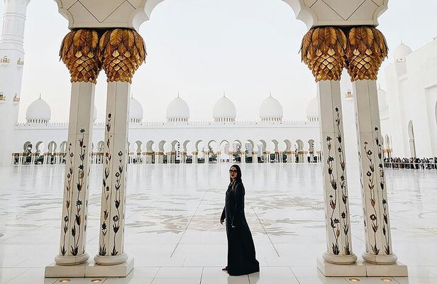 Private Abu Dhabi City Tour with Pick up from Dubai or Abu Dhabi