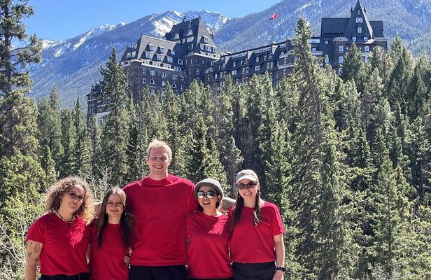 Banff Town Walking Tour Includes Refreshment and Sweet Treat