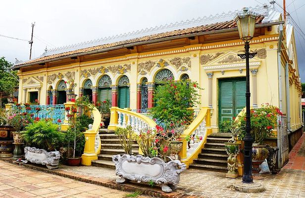 14 Days Classic Vietnam - A Private Tour from Hanoi to Saigon