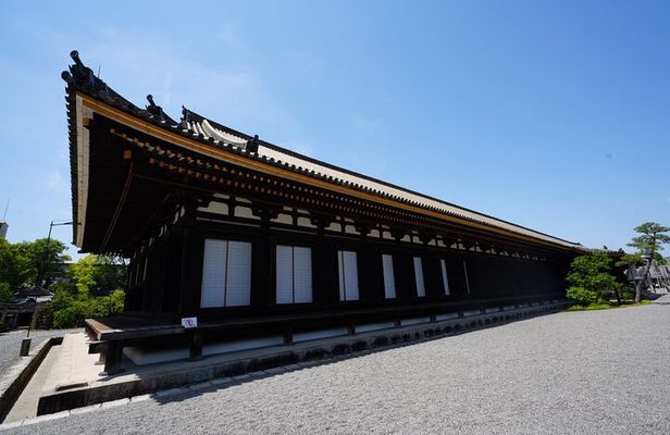 Early Morning Kyoto E Biking Tour