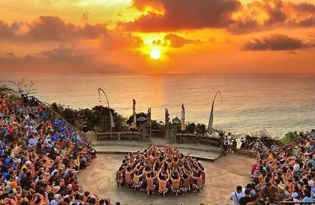 Bali Sunset: Uluwatu Temple - Kecak Dance- Jimbaran Bay