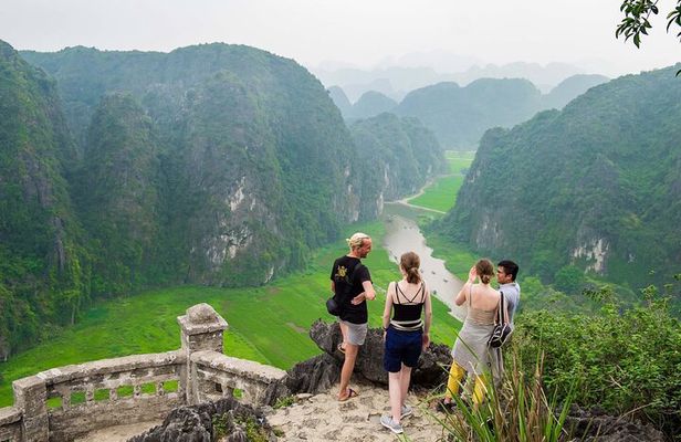 Ninh Binh - Hoa Lu – Tam Coc – Mua Cave One Day Tour