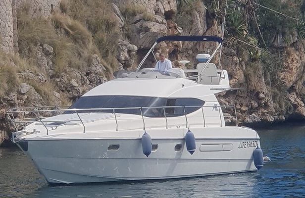 Exclusive Boat Tour Along the Palermo Coast Baia Mondello