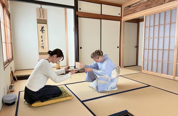 Authentic Japanese Tea Ceremony