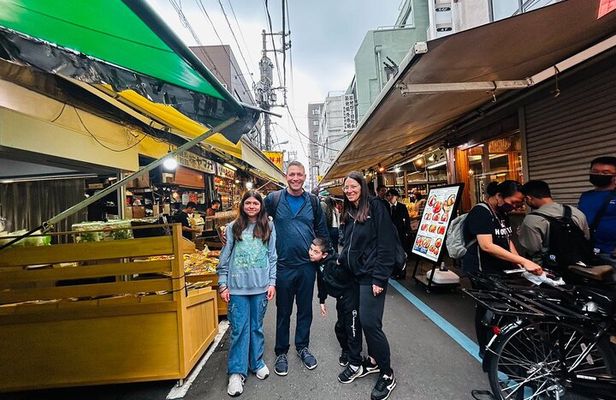 Tokyo Tsukiji Fish Market Tour Culture and Seafood