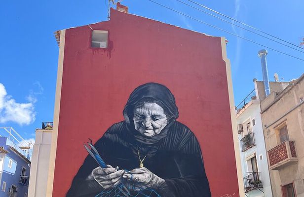 Jewels of the Costa Blanca : Villajoyosa and Altea