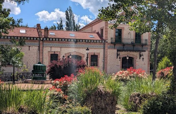 Private Tour & Lunch Of Underground Winery & Countryside Estate
