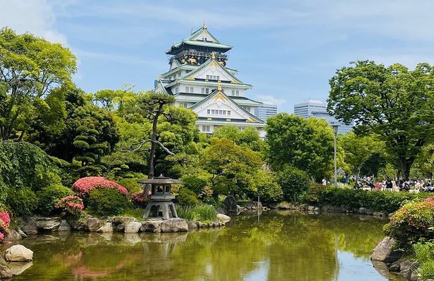 Guided Tour of Some Attractions in Osaka by Private Car
