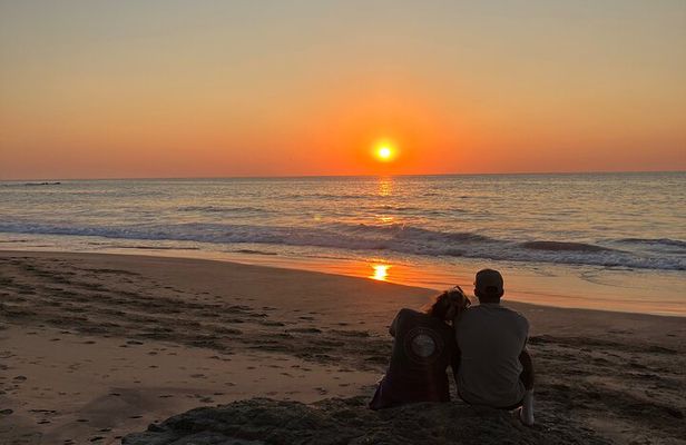 Sunset Hike to a secluded Beach + Mexican snack 
